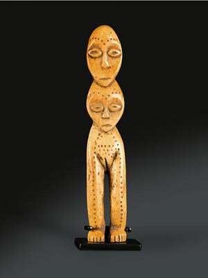 Kopff&uuml;&szlig;er Fetischfigur